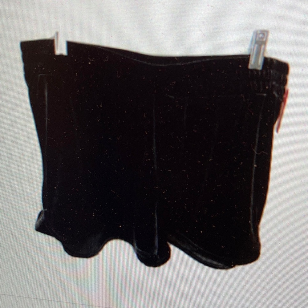 Mossino Supply Black Velvet elastic waist shorts